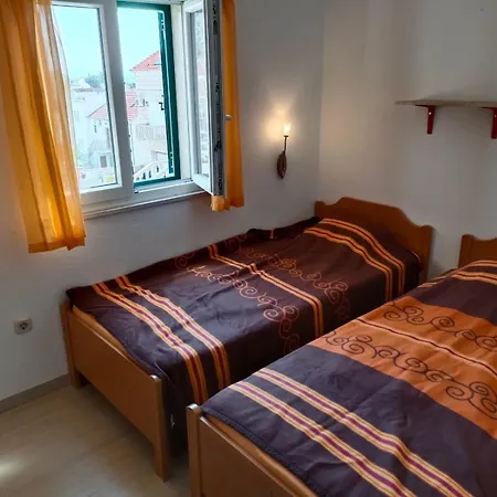 Vikbol 1 Apartman Bol